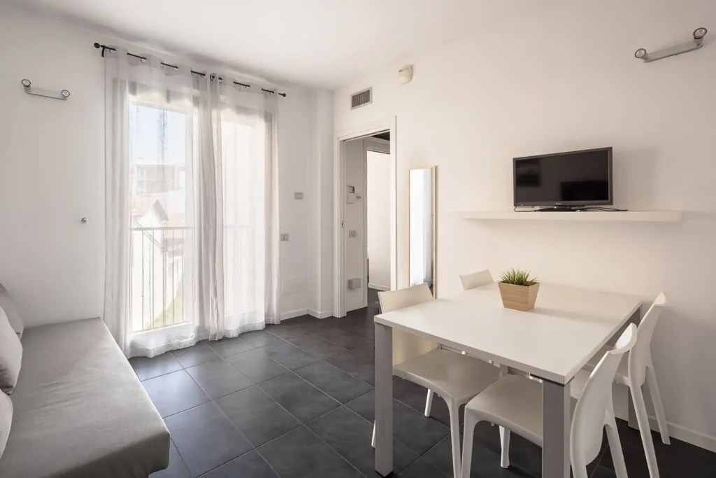 CHS Appartamento Standard Residence Milano 8 CHS Appartamento Standard Residence Milano 8