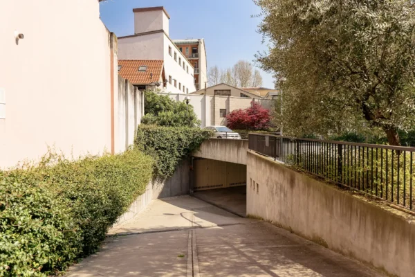 CHS posti auto Residence Milano 3 CHS posti auto Residence Milano 3